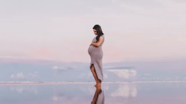 Tetap Cantik Selama Masa Kehamilan, Bumil Wajib Lakukan Ini - GenPI.co