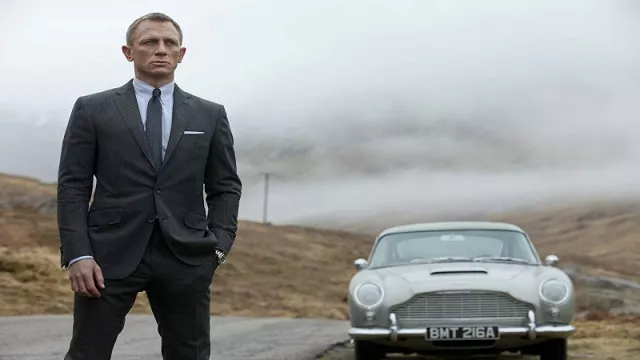 Pemeran James Bond Daniel Craig Pengin Menjadi Superman - GenPI.co