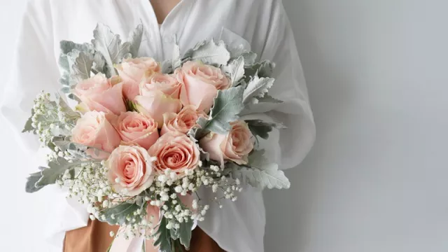Makna Jenis Bunga Dalam Hand Bouquet Pernikahan yang Jarang Tahu - GenPI.co