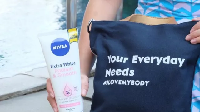 NIVEA Extra White Radiant & Smooth: Serum Pencerah Kulit Juara - GenPI.co