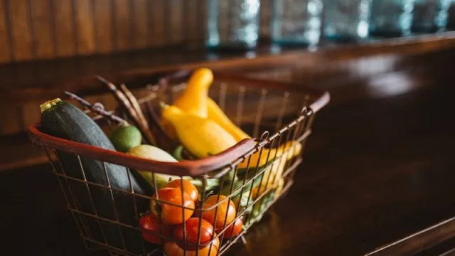 Tips Menyimpan Daging dan Sayuran agar Tahan Lama di Kulkas - GenPI.co