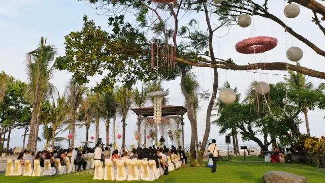 Cantiknya Taman Bhagawan, Tempat Resepsi Pernikahan yang Intim - GenPI.co