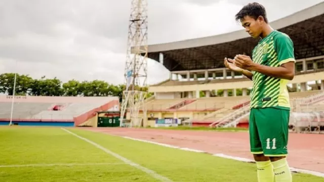 Mochammad Supriadi, Pemain Termuda Persebaya di Liga 1 - GenPI.co