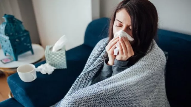 Berhenti Gigit Kuku Karena Sumber Penyakit Flu - GenPI.co