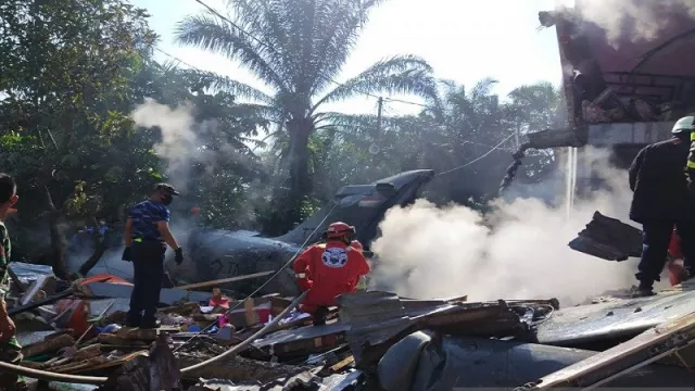 Seorang Pilot Selamat Insiden Pesawat Jatuh Milik TNI AU  - GenPI.co