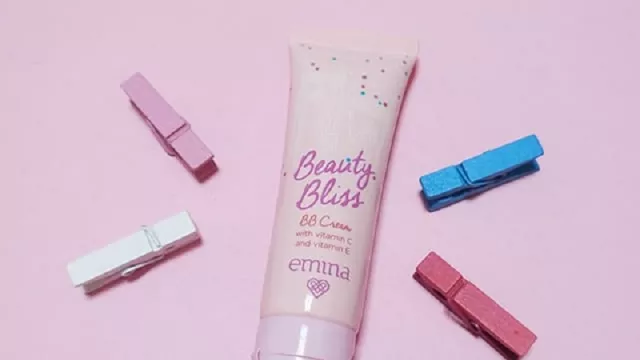 Perawatan 3 In 1 Hanya Dalam Produk Emina Beauty Bliss BB Cream - GenPI.co