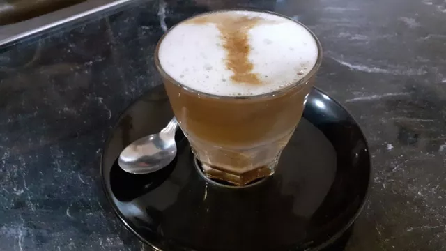 Rekomendasi Kedai Kopi: Rich Coffee di Dari Hati Pondok Kelapa - GenPI.co