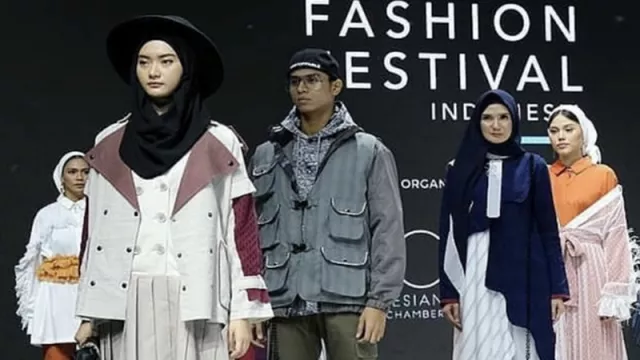 New Normal, Fashion Show Virtual Bakal Marak Tahun Ini - GenPI.co