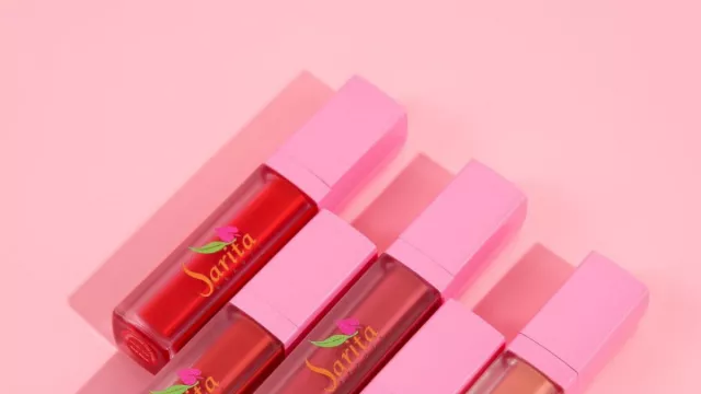 Promo Menarik Lip Cream Sarita Beauty, Buy One Get One - GenPI.co
