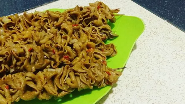 Ladies, Satai Usus Ayam Bumbu Kuning Lezatnya Nampol Banget - GenPI.co Ladies, Satai Usus Ayam Bumbu Kuning Lezatnya Nampol Banget - GenPI.co