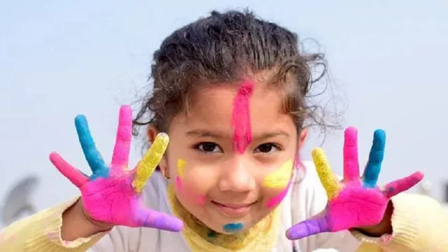 Selain Kasih Sayang, 5 Cara ini Bisa Membuat Anak Percaya Diri - GenPI.co Selain Kasih Sayang, 5 Cara ini Bisa Membuat Anak Percaya Diri - GenPI.co
