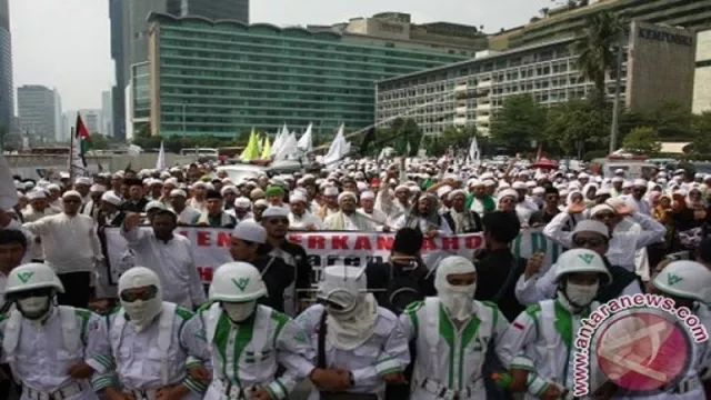 FPI Balas Pernyataan Pangdam Jaya, Jleb Banget - GenPI.co