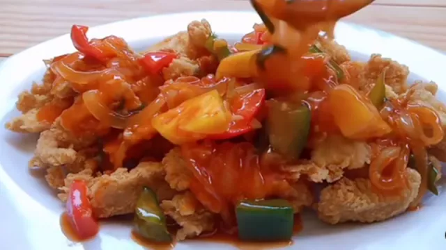Resep dan Cara Bikin Ayam Saus Asam Manis Ala Restoran China - GenPI.co
