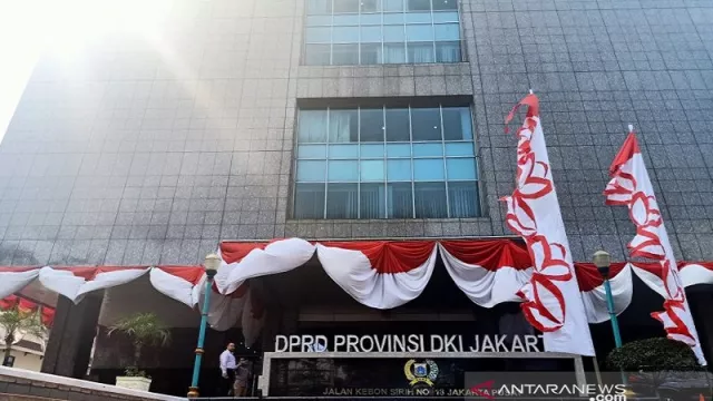 Ada Apa Anggota Dewan DKI Rapat APBD Perubahan 2020 di Puncak? - GenPI.co Ada Apa Anggota Dewan DKI Rapat APBD Perubahan 2020 di Puncak? - GenPI.co