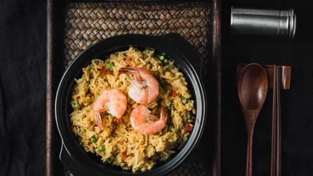 Resep Nasi Goreng Kampung, Bisa Buat Bekal Ayah ke Kantor - GenPI.co