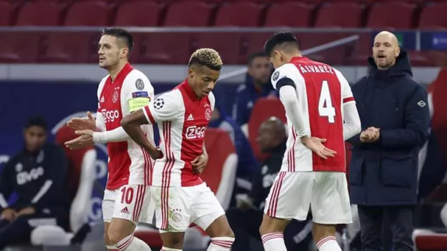 Ajax vs Midtjylland 3-1: Liverpool dalam Bahaya - GenPI.co