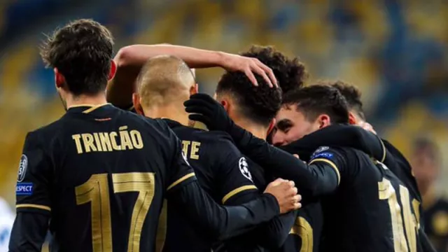 Dynamo Kyiv vs Barcelona 0-4: Pertahankan Tradisi 17 Musim - GenPI.co
