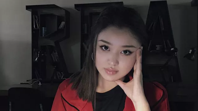 Sangar! Netizen Indonesia Bikin Dayana Ampun-ampunan - GenPI.co Sangar! Netizen Indonesia Bikin Dayana Ampun-ampunan - GenPI.co