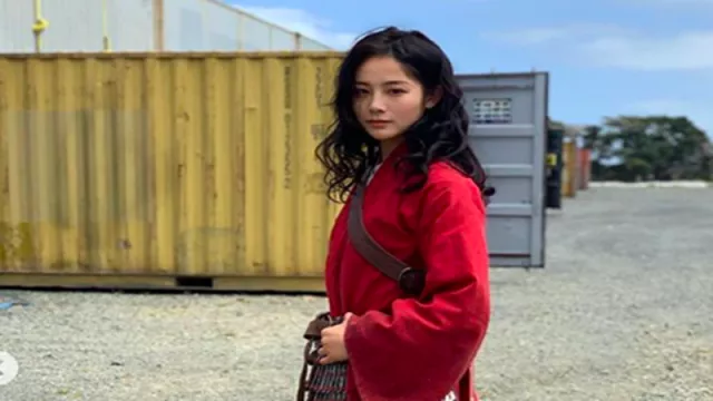 Liu Yaxi, Stunt Woman Film Mulan yang Cantik dan Jago Bela Diri - GenPI.co