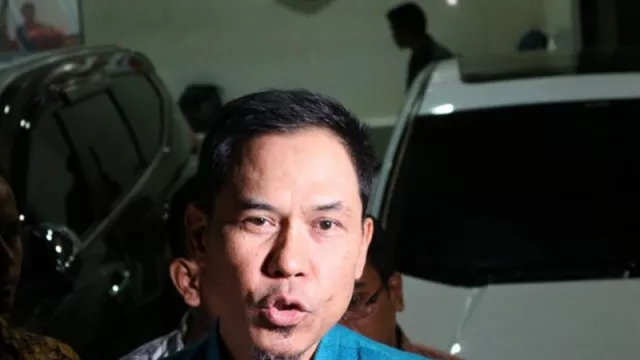 Munarman FPI Garang Lawan Polisi, Ancaman Untuknya Ngeri - GenPI.co