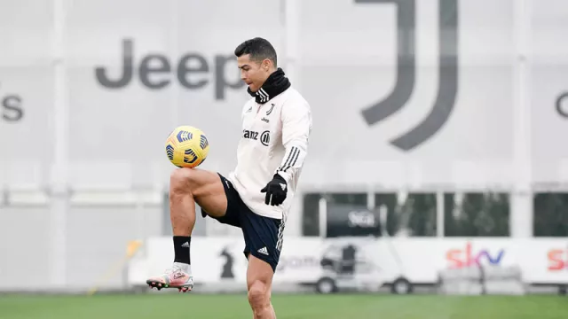 Cristiano Ronaldo Memang Sakti, Buktinya Mencengangkan - GenPI.co
