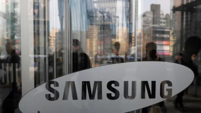 Samsung Kembangkan Smartphone Gulung, Bahannya Unik - GenPI.co