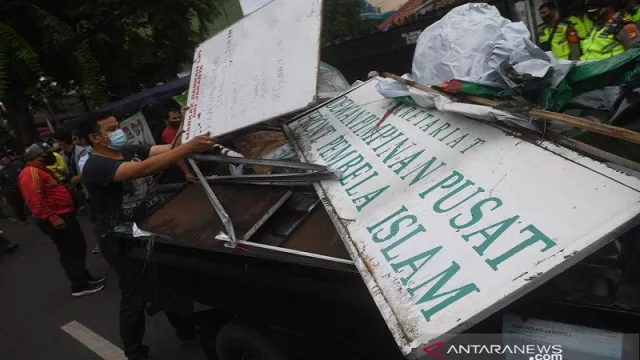 Tokoh Hukum Perempuan Bicara FPI, Bisa Bikin Kuping Istana Panas - GenPI.co