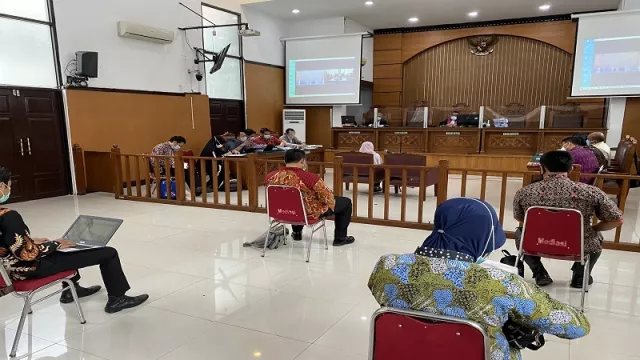 Polisi Blak-blakan Penetapan Tersangka Habib Rizieq, Jleb Banget - GenPI.co Polisi Blak-blakan Penetapan Tersangka Habib Rizieq, Jleb Banget - GenPI.co