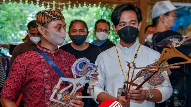 Menunggu Aksi KPK, Gibran Anak Jokowi Adem Ayem - GenPI.co