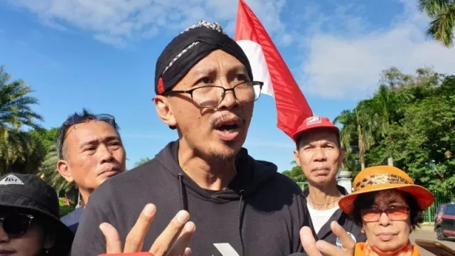 Eks Anak Buah SBY Bela Abu Janda, Bilang Begini... - GenPI.co