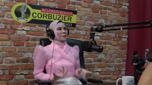 Angel Lelga Blak-blakan Soal Vicky Prasetyo Masuk Penjara - GenPI.co Angel Lelga Blak-blakan Soal Vicky Prasetyo Masuk Penjara - GenPI.co