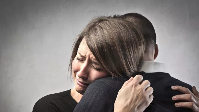 4 Tips Bijak Mengatasi Perselingkuhan di dalam Rumah Tangga - GenPI.co