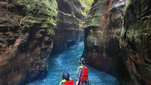 Curug Putri Carita, Little Grand Canyon di Banten - GenPI.co