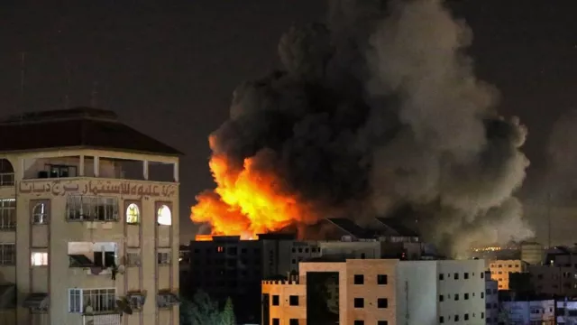 Hamas Mengamuk, Lontarkan 130 Roket ke Israel - GenPI.co