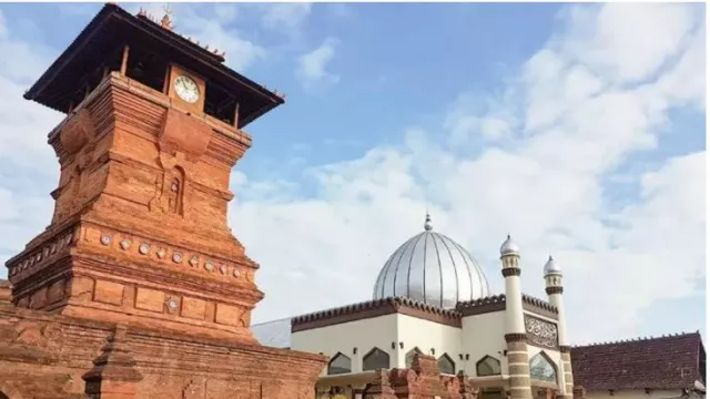 3 Masjid Berdesain Tak Biasa, Cocok untuk Berwisata Religi - GenPI.co