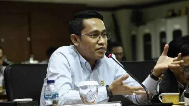 Komisaris Pelni Sebut Ustaz Radikalis, Senator pun Serang Balik - GenPI.co