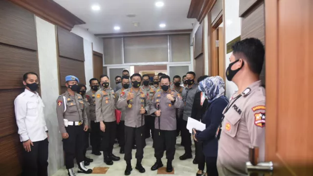 Turut Antar Calon Kapolri ke DPR, Ucapan Idham Azis Menggetarkan - GenPI.co