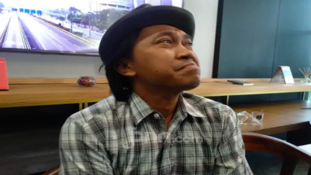 JJ Rizal Beber Masalah Utama Penanganan Covid-19 di Indonesia - GenPI.co