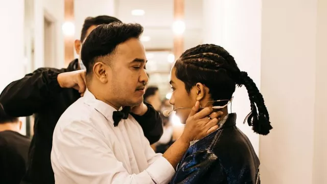 Transformasi Gaya Rambut Betrand Peto, dari Klimis Hingga Cornrow - GenPI.co