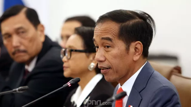 Pantas Saja Reshuffle, Ternyata Pemerintahan Jokowi itu... - GenPI.co