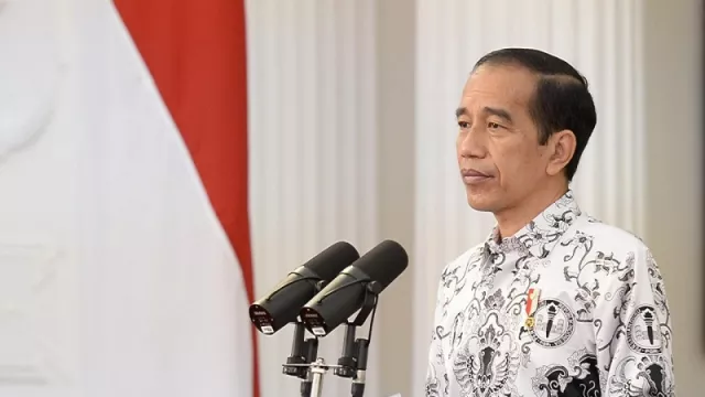 Jokowi Minta Mendagri Kembali Ingatkan Kepala Daerah - GenPI.co