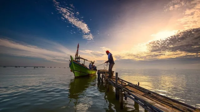 Rekomendasi Wisata Air di Sekitar Cirebon, Seru dan Menyenangkan! - GenPI.co