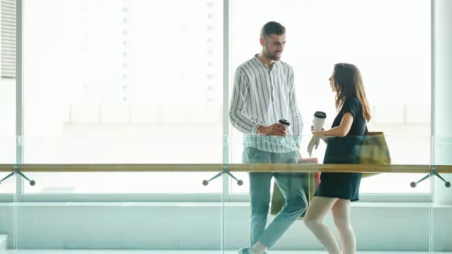 Stop! Berikut 4 hal Terlarang yang Pasanganmu Tak Boleh Tahu - GenPI.co Stop! Berikut 4 hal Terlarang yang Pasanganmu Tak Boleh Tahu - GenPI.co