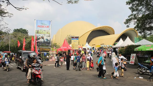 Keluarga Cendana Amsyong, TMII Diambil Alih, Peneliti Bilang... - GenPI.co