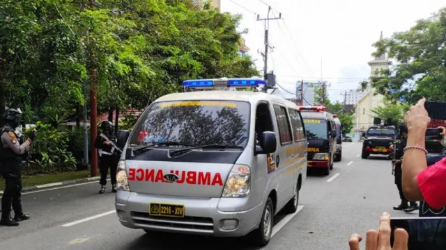 Cerita Pasutri Selamat dari Ledakan Bom Makassar - GenPI.co