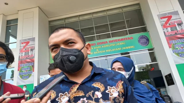 Heboh, Video Balada Cinta Munarman, Aziz Yanuar Bersaksi - GenPI.co