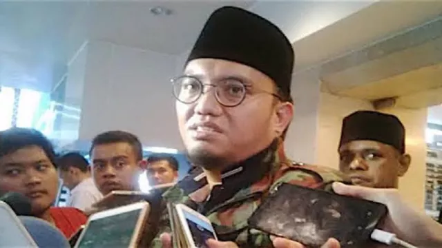 Dahnil Anzar Baru Jadi Jubir Menhan Saja Sudah Sombong - GenPI.co