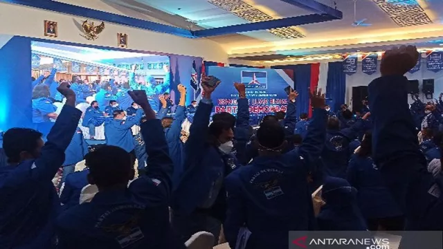 KLB Demokrat Buah Karma Keluarga Cikeas - GenPI.co