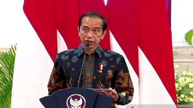 Perintah Jokowi ke Panglima TNI Soal KRI Nanggala 402  - GenPI.co