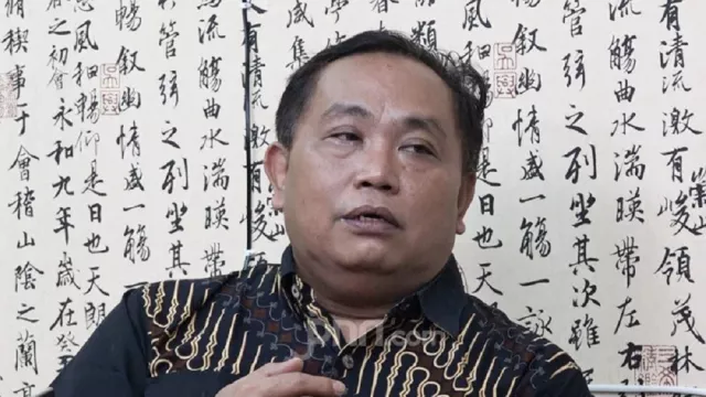 Arief Poyuono Bongkar Ada Anggota DPR Jadi Beking Penimbun Gula - GenPI.co